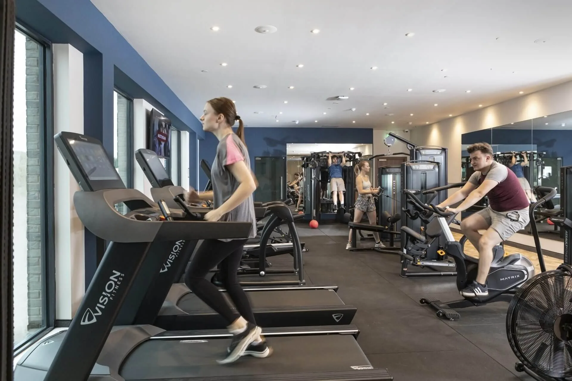 On-site gym at Study Inn