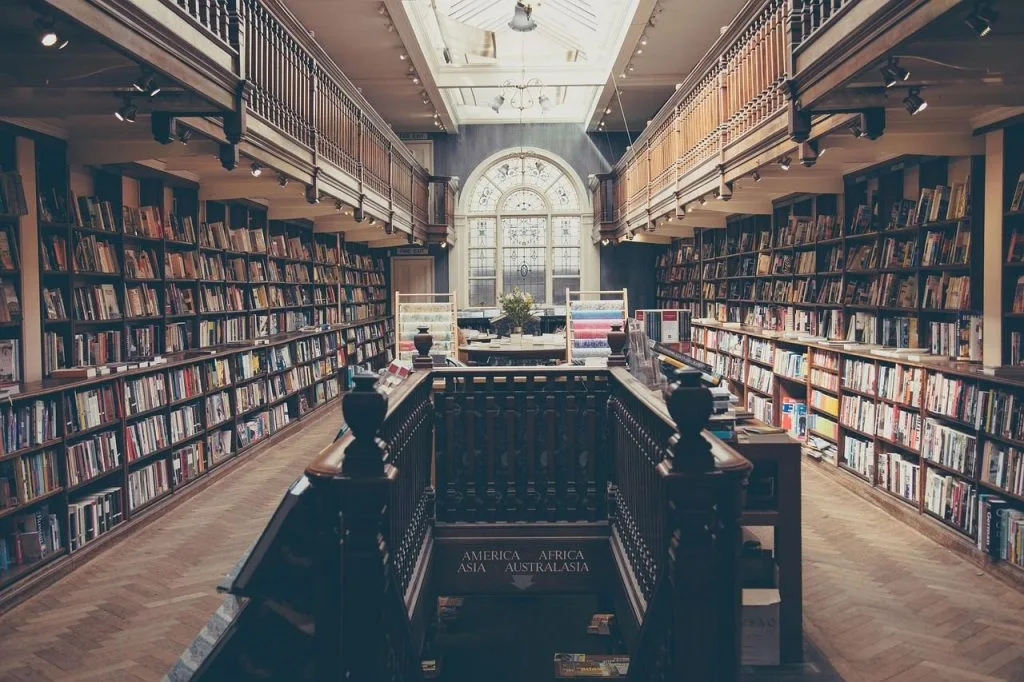 Quiet university study library for students staying in student accommodation in Nottingham.